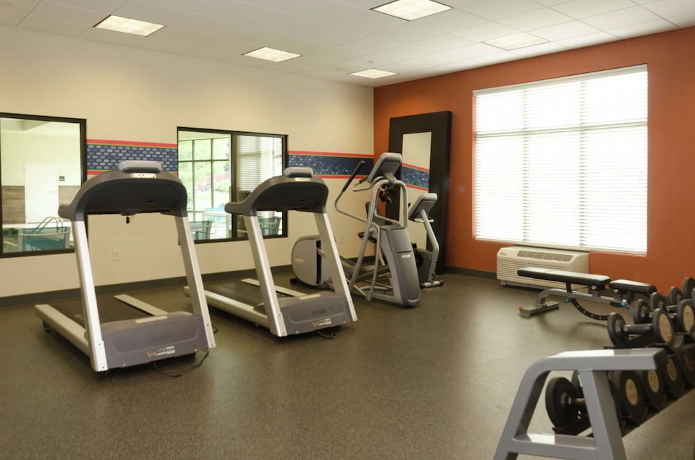 Hampton Inn Hickory - photo 37