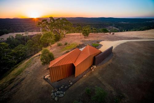 Breakneck Gorge Oikos — Castlemaine — photo 5