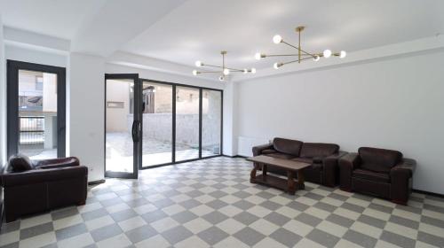 Well Located Studio Near Old Town Avlabari Wehost