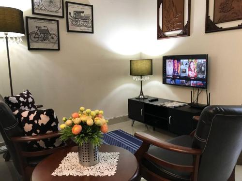 Pleasant & Chic Studio Unit at Mesamall — 4-Star Luxury Hotel in Kampung Baharu Nilai, Malaysia