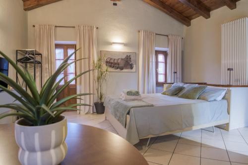 Vista Arco D'Augusto with garage — 4-Star Luxury Hotel in Aosta, Italy