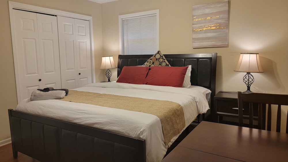 The King Suites - photo 27