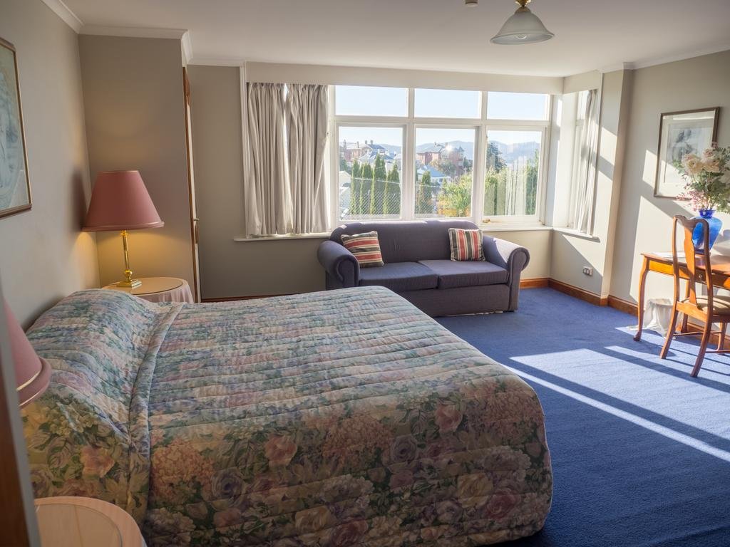 Battery Point Manor — Hobart — photo 4