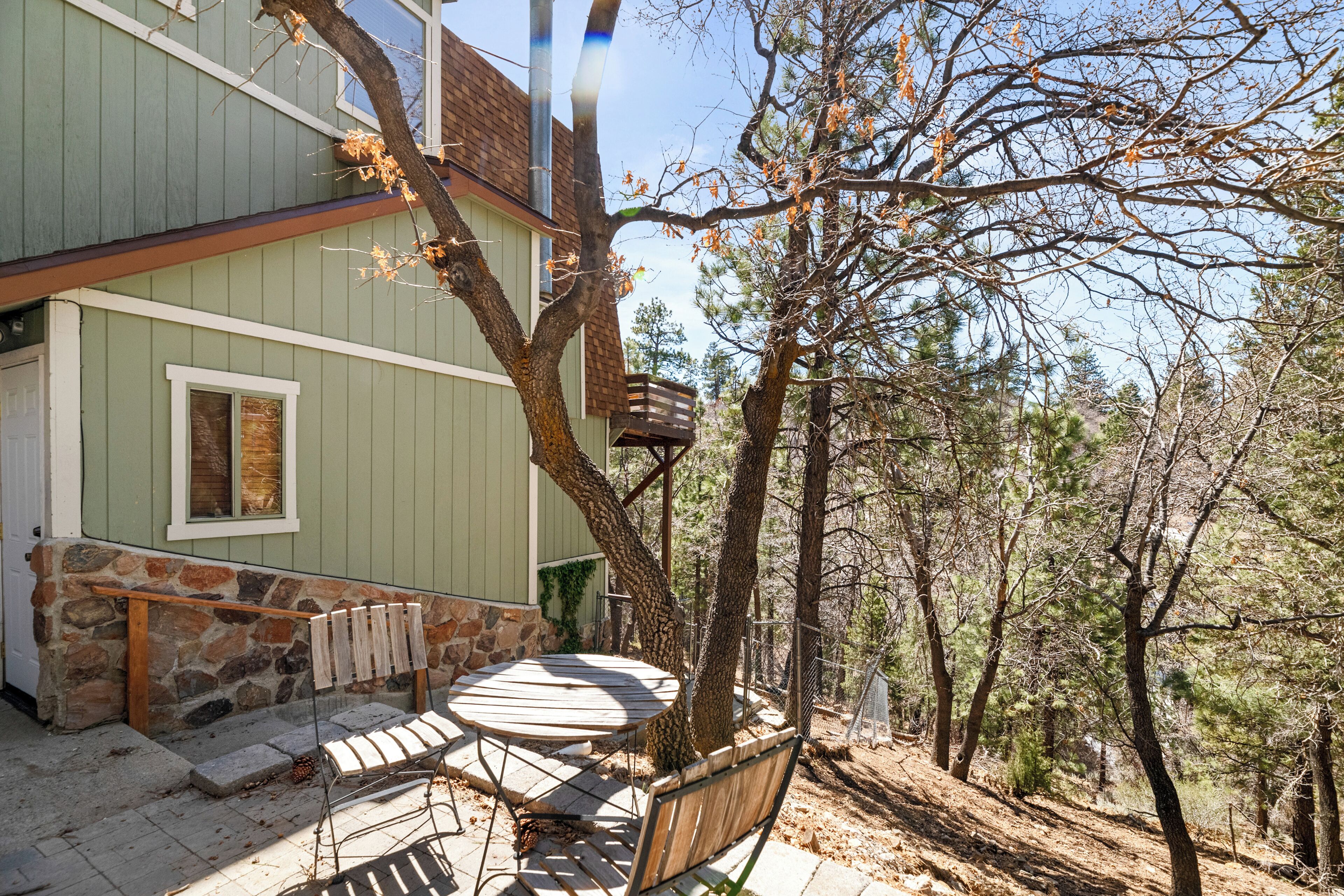 Bear Claw Inn - photo 15