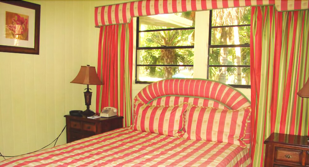 Silver Sands Beach Resort - photo 6