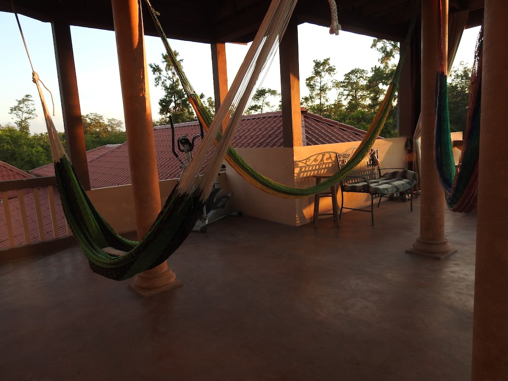 Becks Bed & Breakfast — 4-Star Luxury Hotel in Belize City, Belize