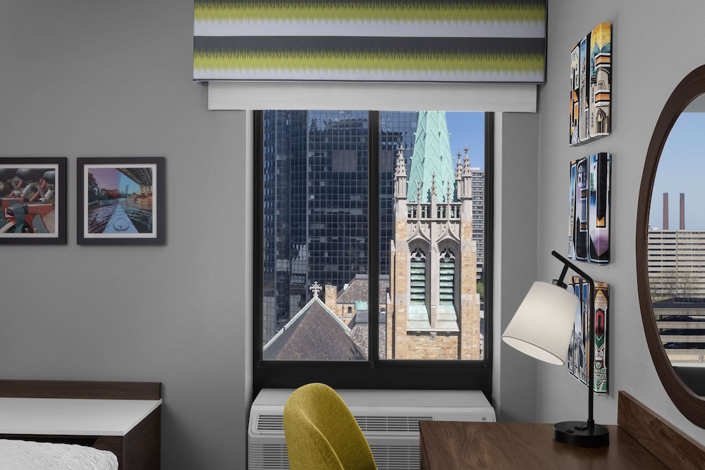Hampton Inn Cleveland Downtown - photo 11