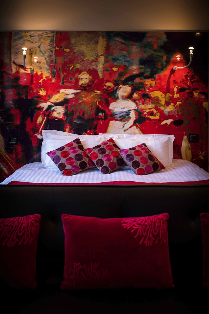 Maison Decoret — 4-Star Luxury Hotel in Vichy, France
