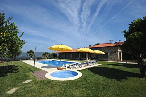 Villa Serenidade 3 Bedrooms Tennis Court Countryside Location — 4-Star Luxury Hotel in Barcelos, Portugal