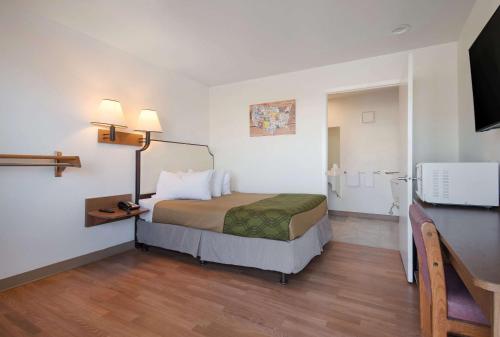 Budget Inn Yakima - photo 18