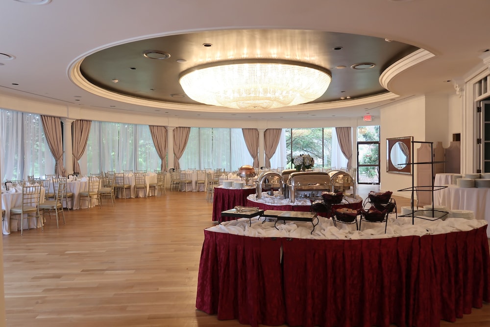 The Mansion at Glen Cove - photo 21
