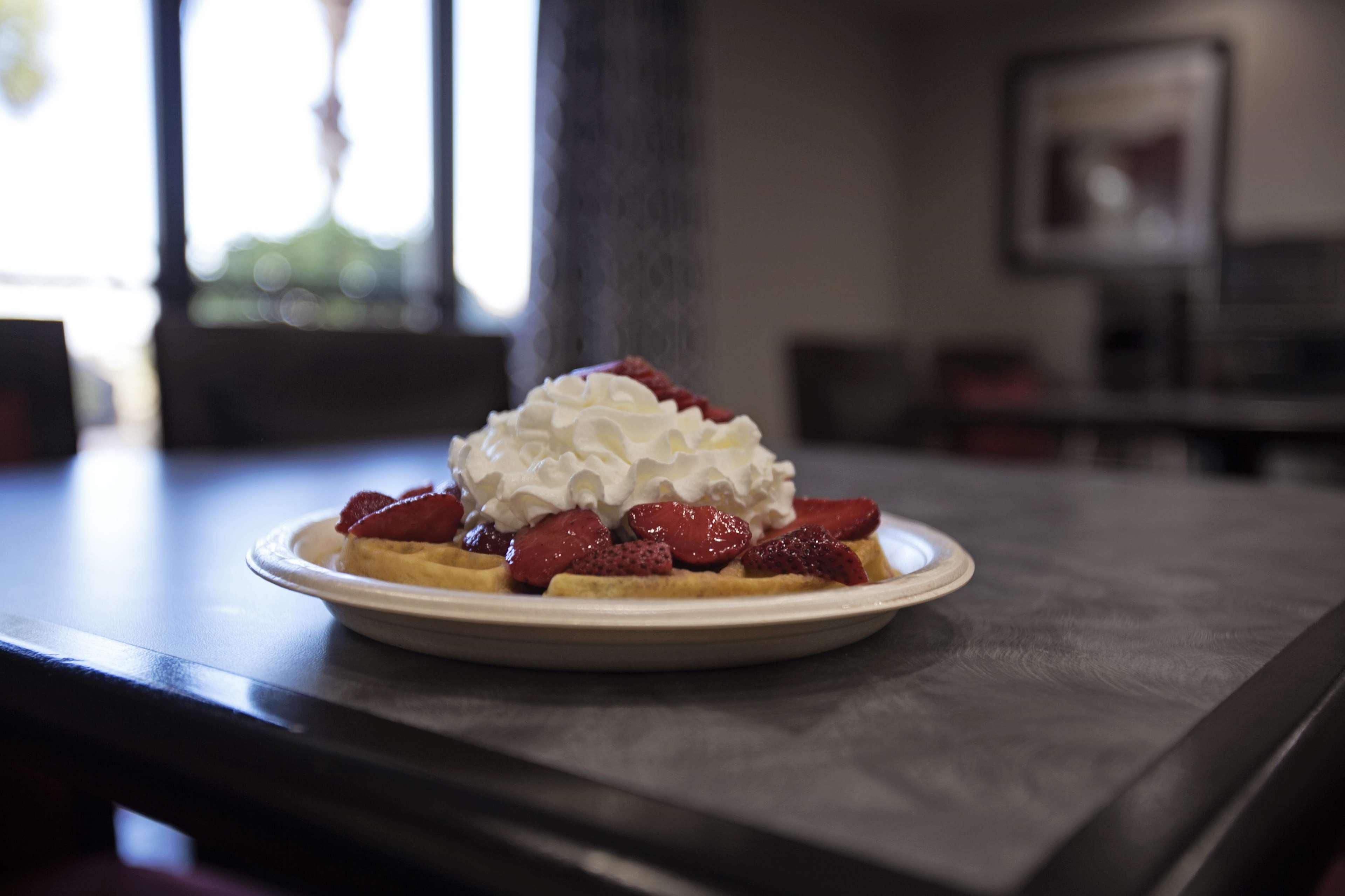 Hampton Inn Moultrie - photo 30