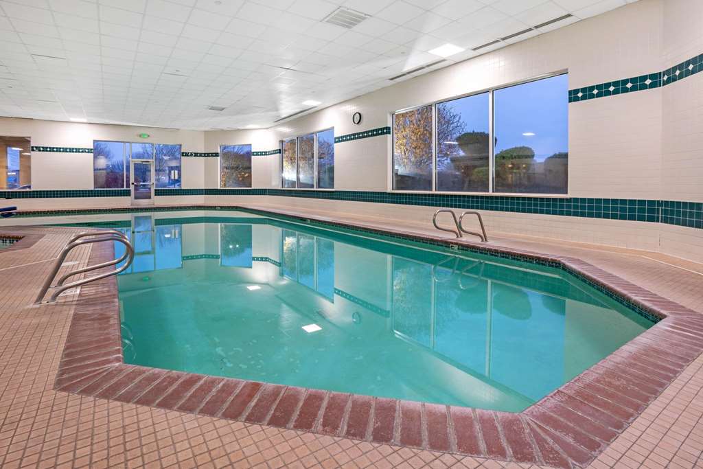 La Quinta Inn & Suites by Wyndham Boise Towne Square - photo 14