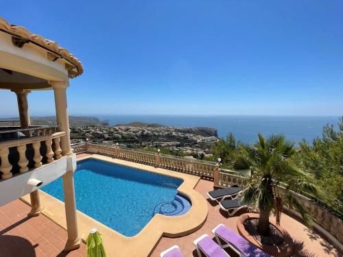 Villa Karina — 4-Star Luxury Hotel in Benitachell, Spain