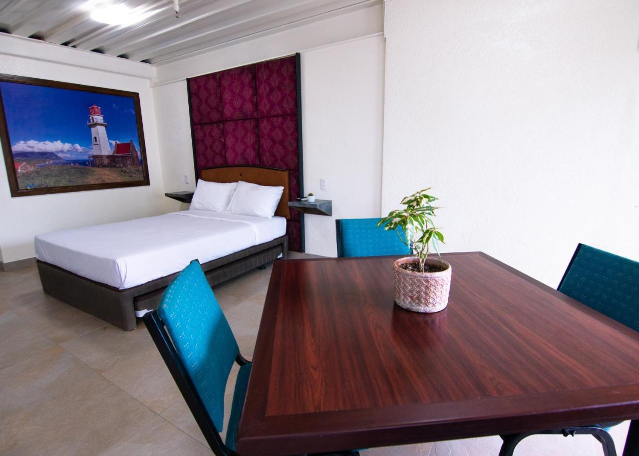 Leuchtturm Resort — Boljoon — photo 2