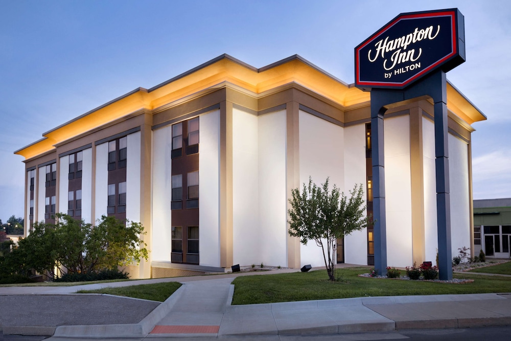 Hampton Inn St. Joseph - featured photo