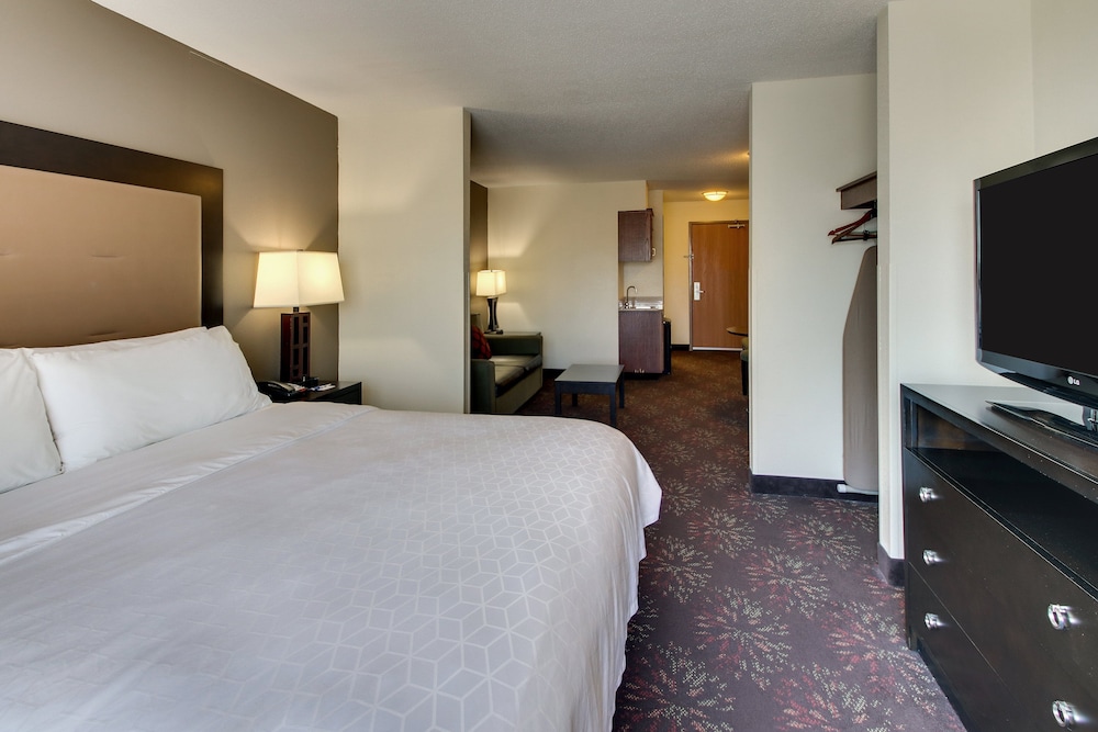 Holiday Inn Express Hotel & Suites Lancaster Lititz by IHG - photo 15