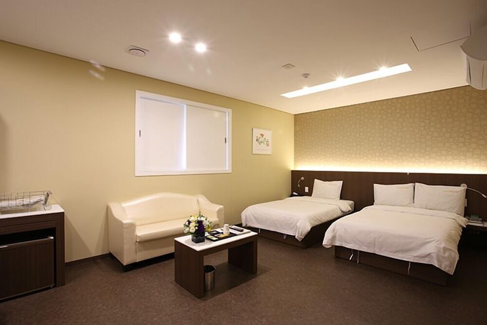 Zzam Hotel — Osan — photo 3