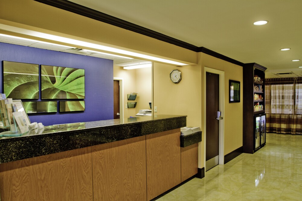 Fairfield by Marriott Inn & Suites Columbia Harbison - photo 4