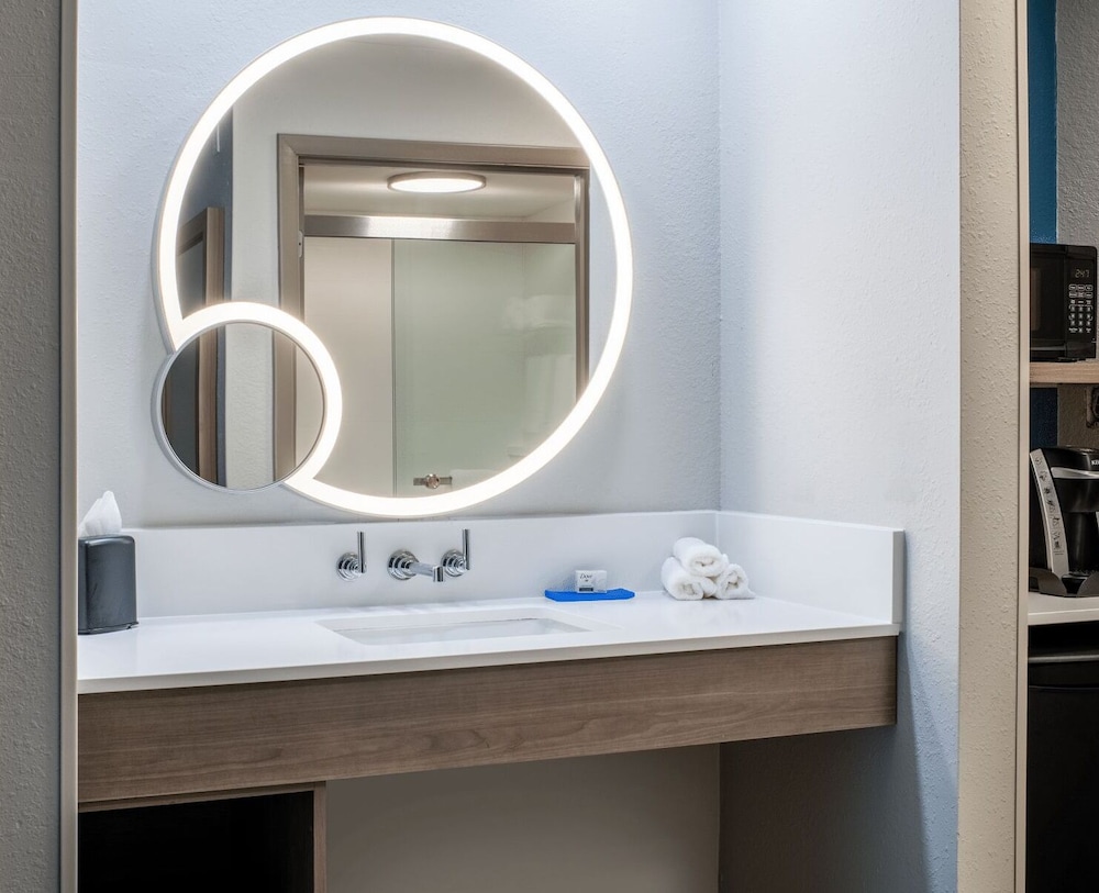 Holiday Inn Express & Suites Wilson I 95 By IHG - photo 30