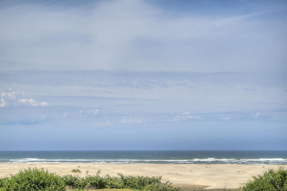 Little Creek Cove Beachfront Resort - photo 71