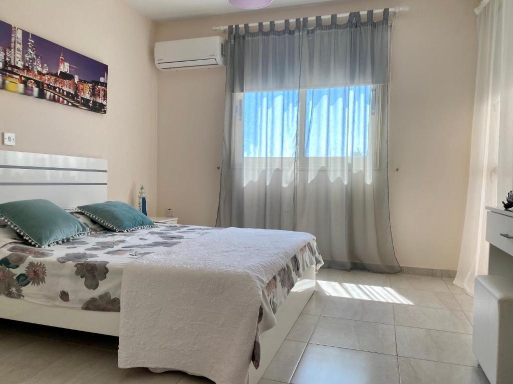 Royal seacrest А203 sea view apartment