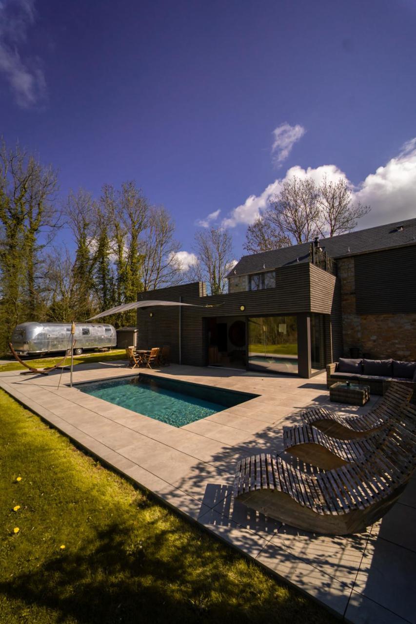 Le Fermage logement avec piscine sauna et jacuzzi — 4-Star Luxury Hotel in Ciney, Belgium