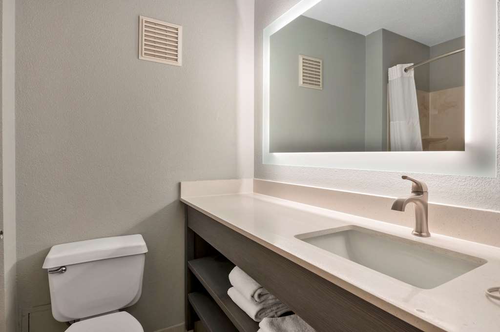 Comfort Inn & Suites Zanesville City Center - photo 20