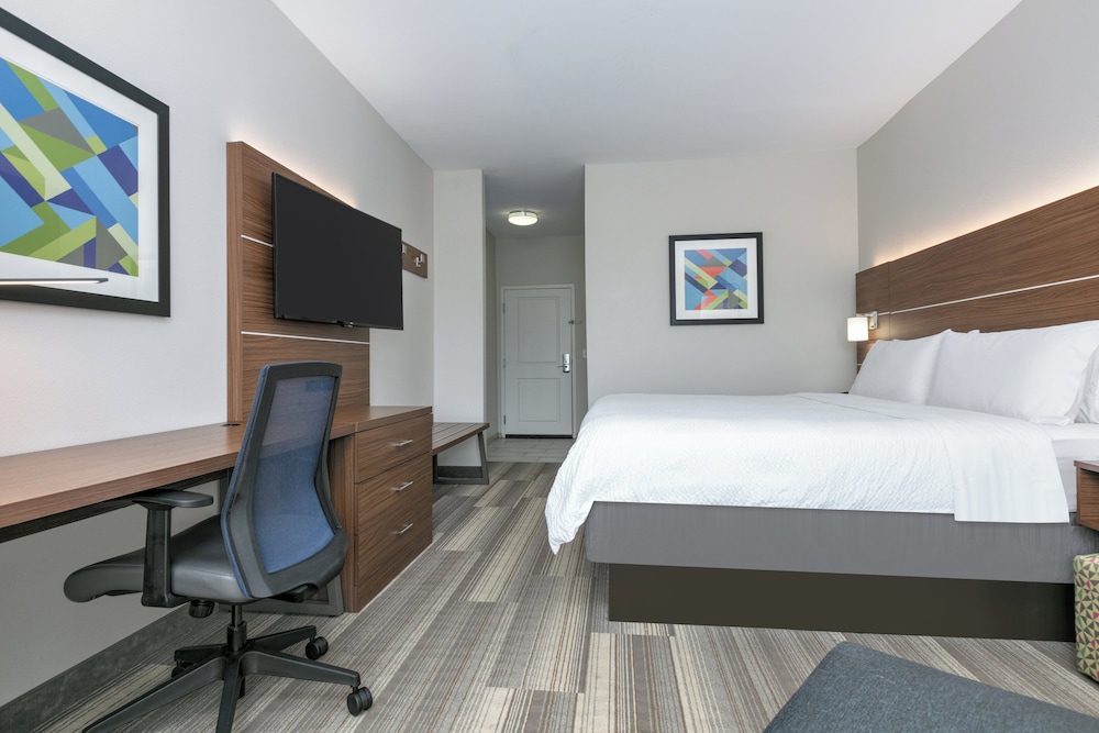 Holiday Inn Express Hotel & Suites Clute Lake Jackson by IHG - photo 12