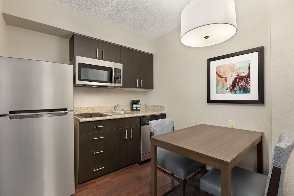 Homewood Suites by Hilton North Dallas Plano - photo 9
