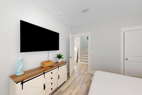 Lagoon Manor - photo 6