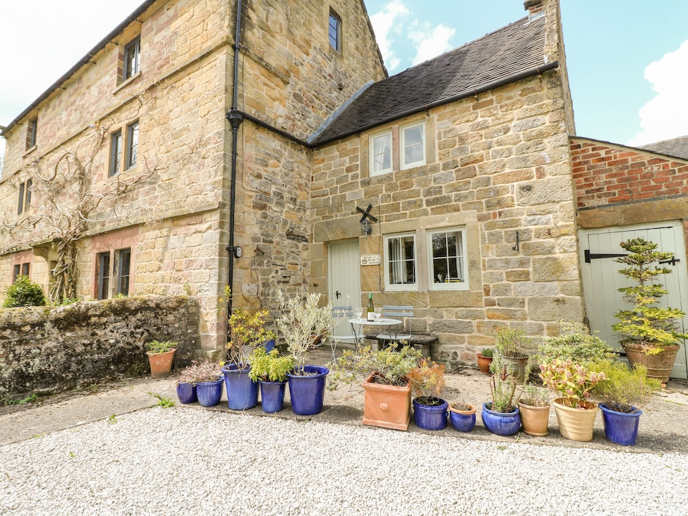 Green Farm Cottage — 4-Star Luxury Hotel in Ashbourne, United Kingdom