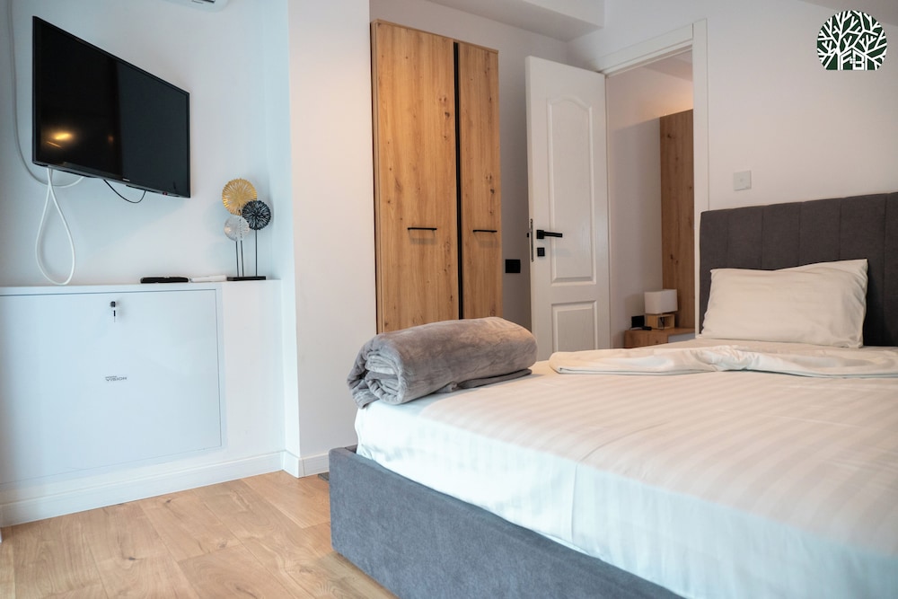 Forest Boutique - carbon neutral hotel in Pitesti