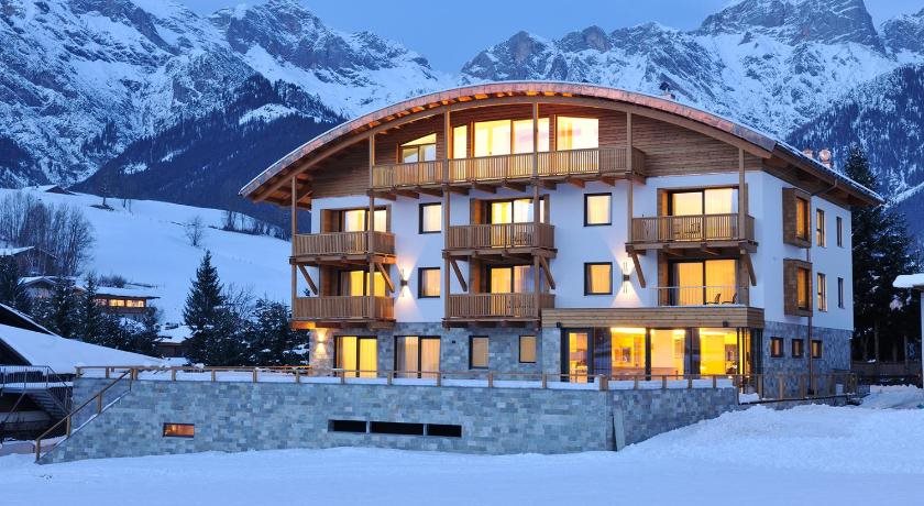 Sunnsait Appartements f r Genie er — 4-Star Luxury Hotel in Maria Alm Am Steinernen Meer, Austria