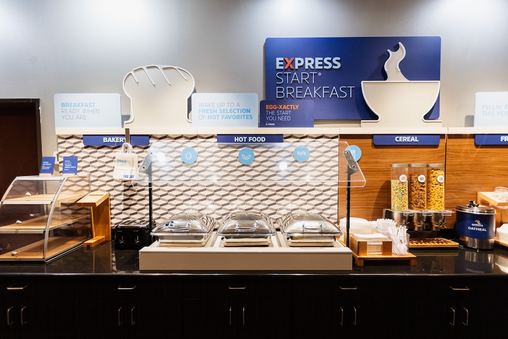 Holiday Inn Express & Suites Guthrie North Edmond by IHG - photo 30