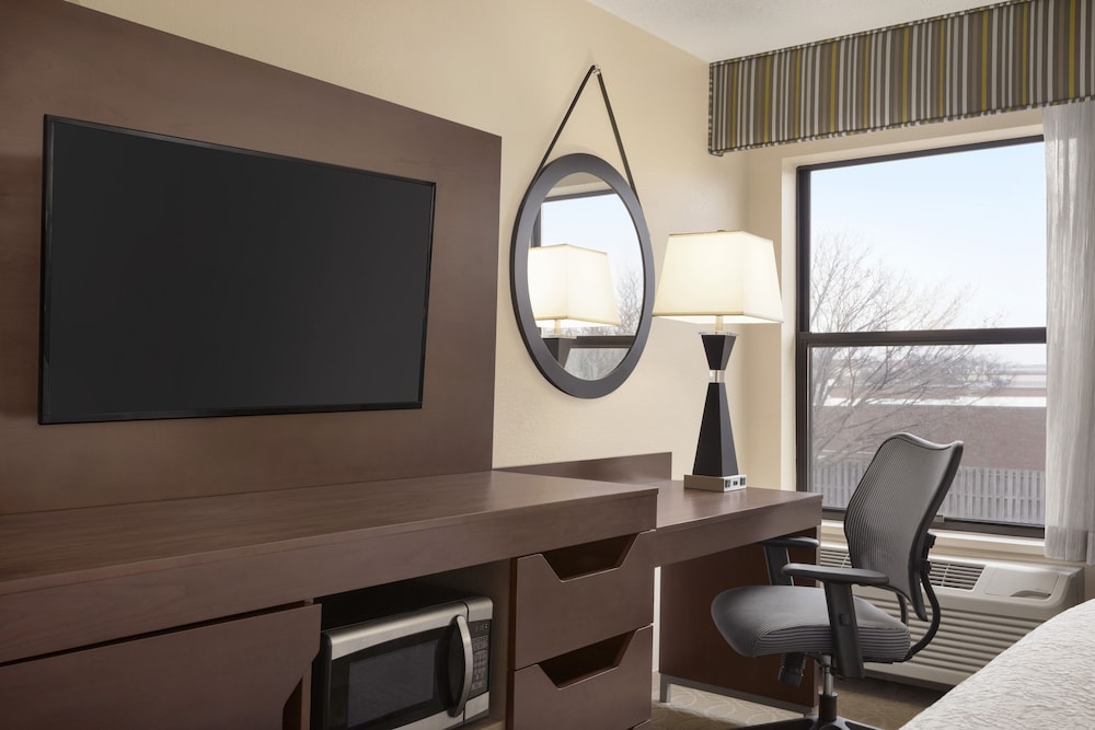 Hampton Inn Youngstown Boardman - photo 23