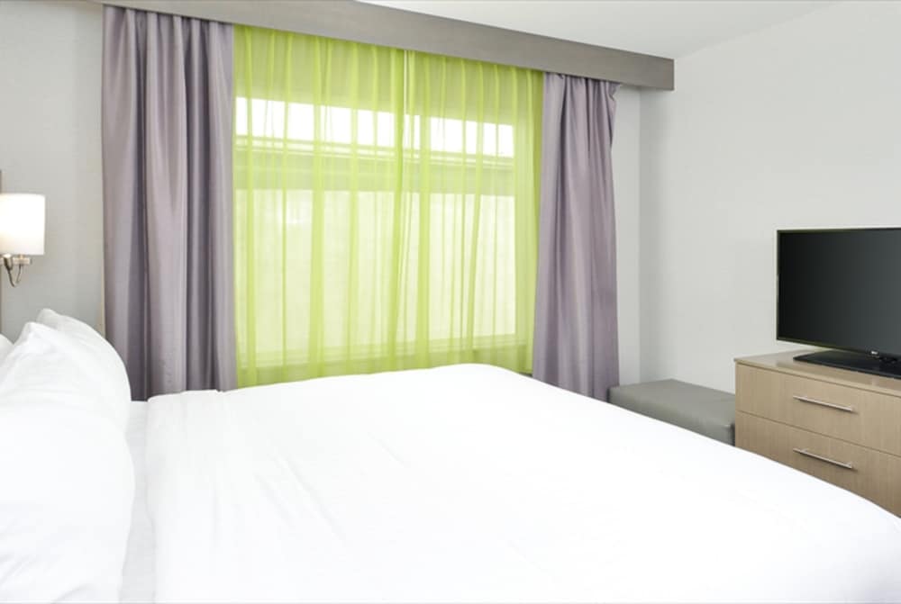 Holiday Inn Express & Suites Shippensburg an IHG Hotel - photo 5