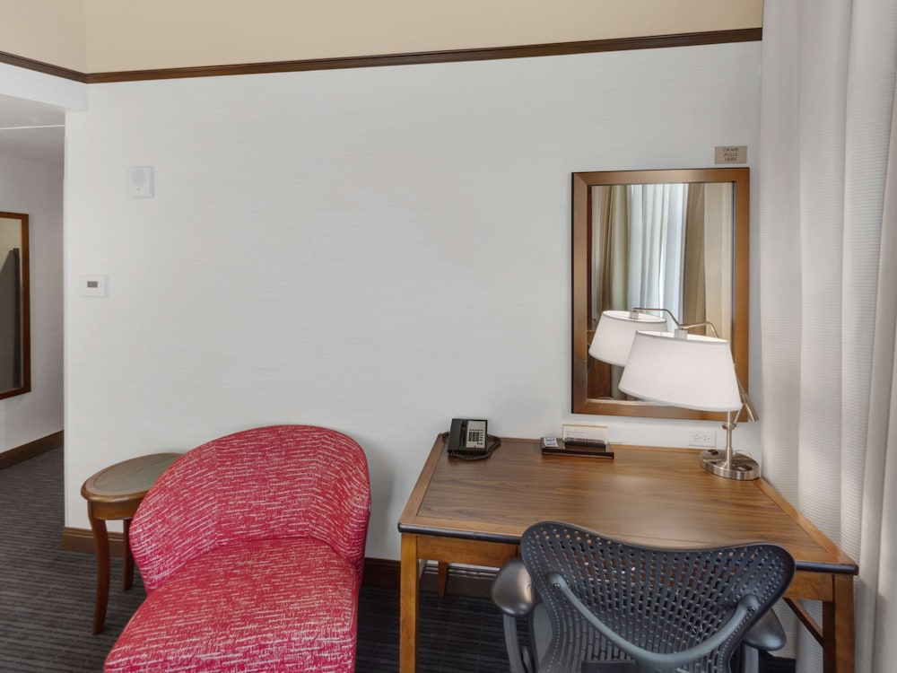 Hilton Garden Inn Milwaukee Downtown - photo 12