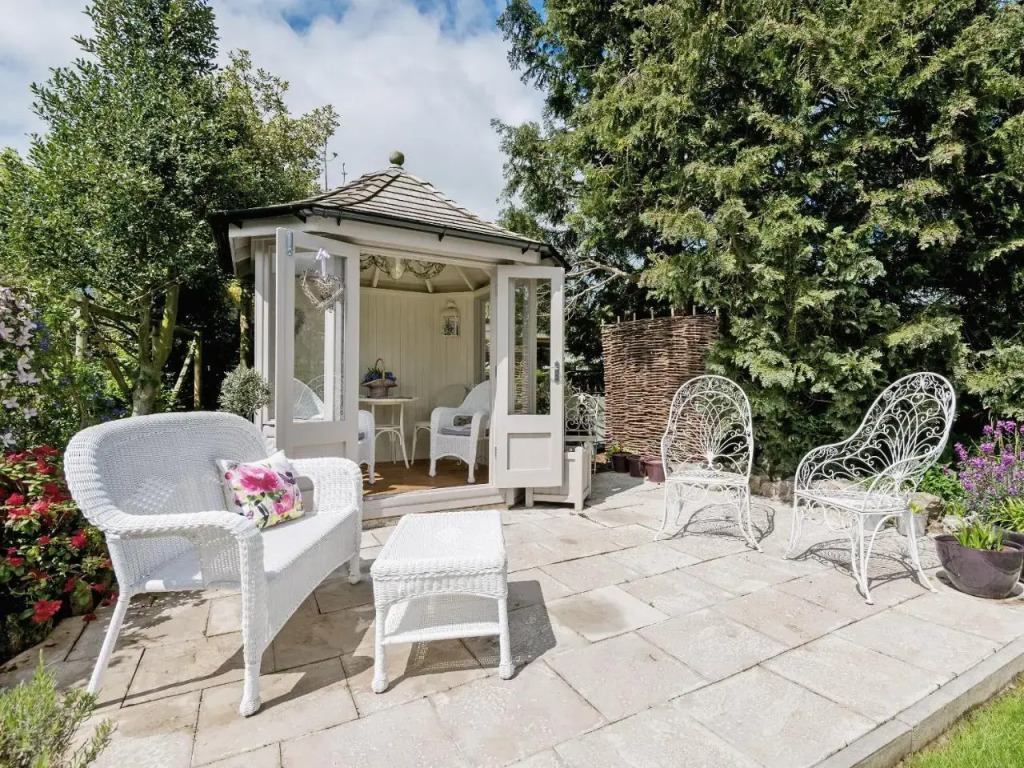 The Mains — 4-Star Luxury Hotel in Penrith, United Kingdom