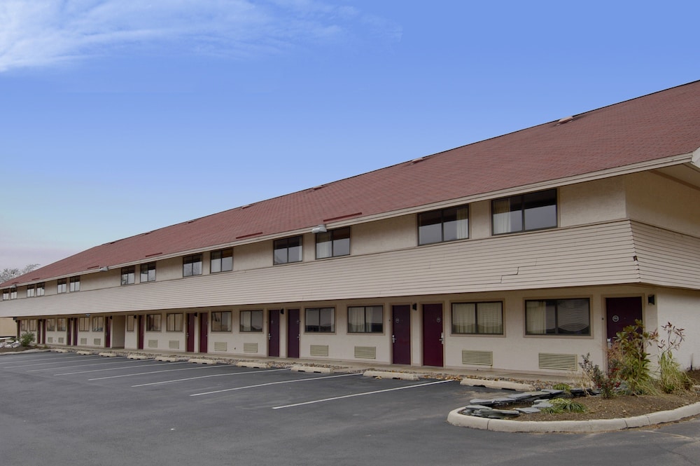 Red Roof Inn Harrisburg Hershey - photo 25