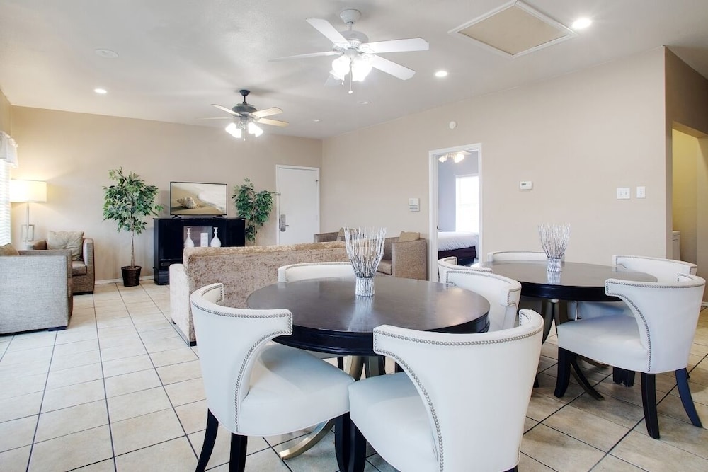Plantation Suites & Conference Center - photo 21