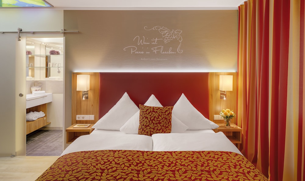 Pfalzhotel Asselheim — 4-Star Luxury Hotel in Gruenstadt, Germany
