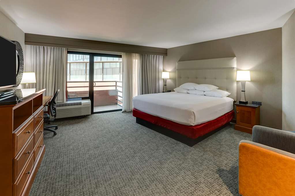 Drury Inn & Suites Phoenix Airport - photo 45