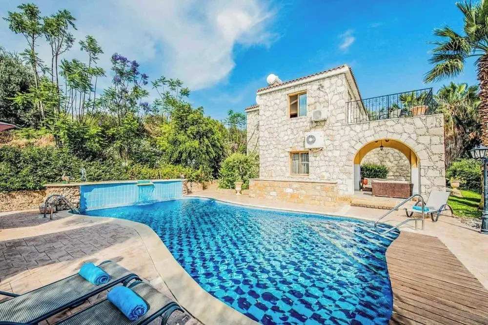 Anna Maria Villa