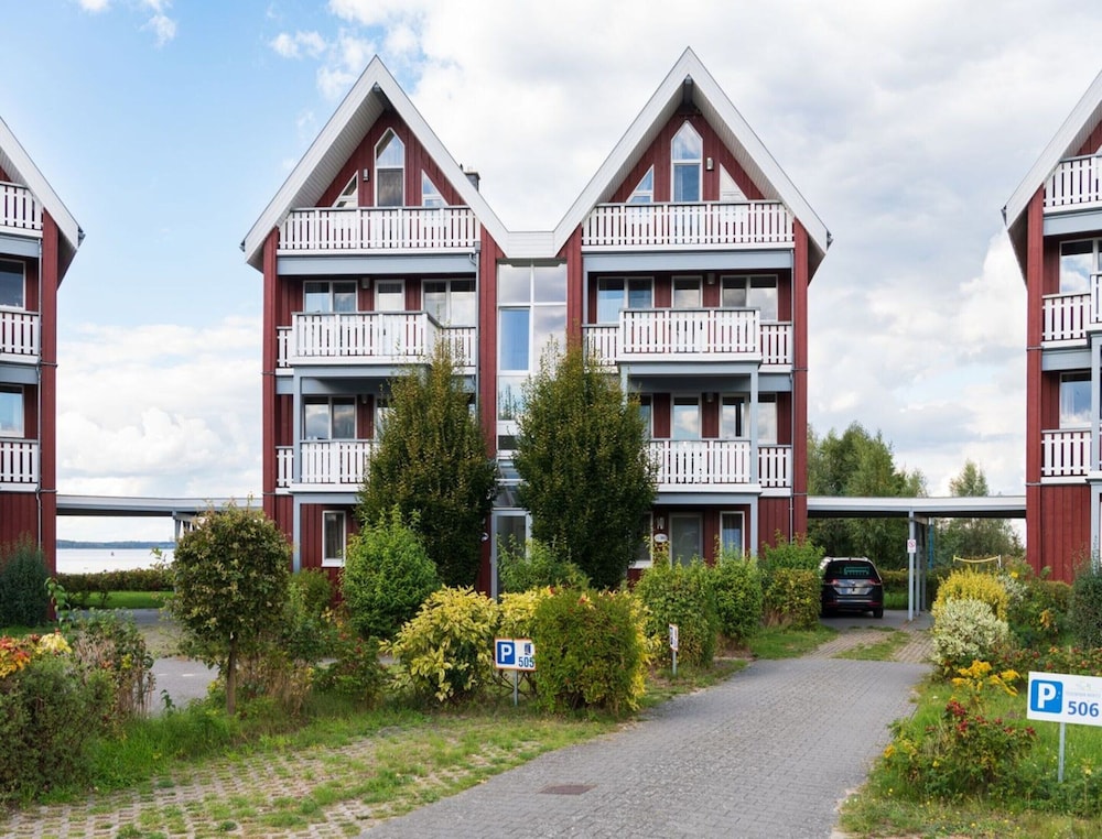 Appartement im Ferienpark in Rechlin — 4-Star Luxury Hotel in Rechlin, Germany