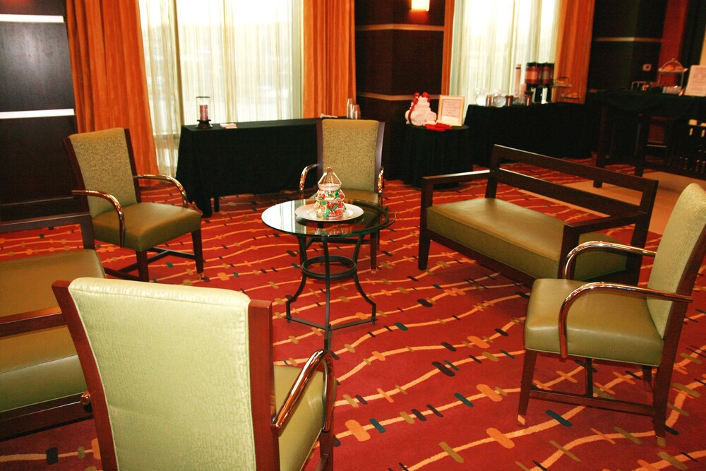Hampton Inn & Suites Denver Highlands Ranch - photo 8