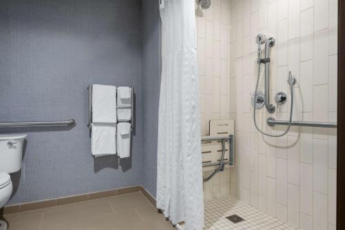 Hyatt Place Iowa City Downtown - photo 42