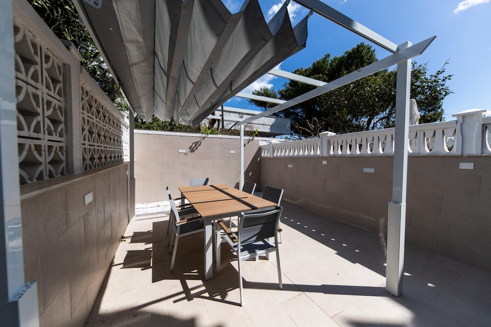 Plume Apartment by Wonderful Italy — 4-Star Luxury Hotel in Bari, Italy