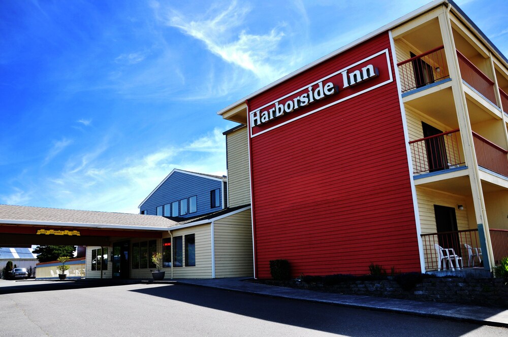 Harborside Inn - photo 2