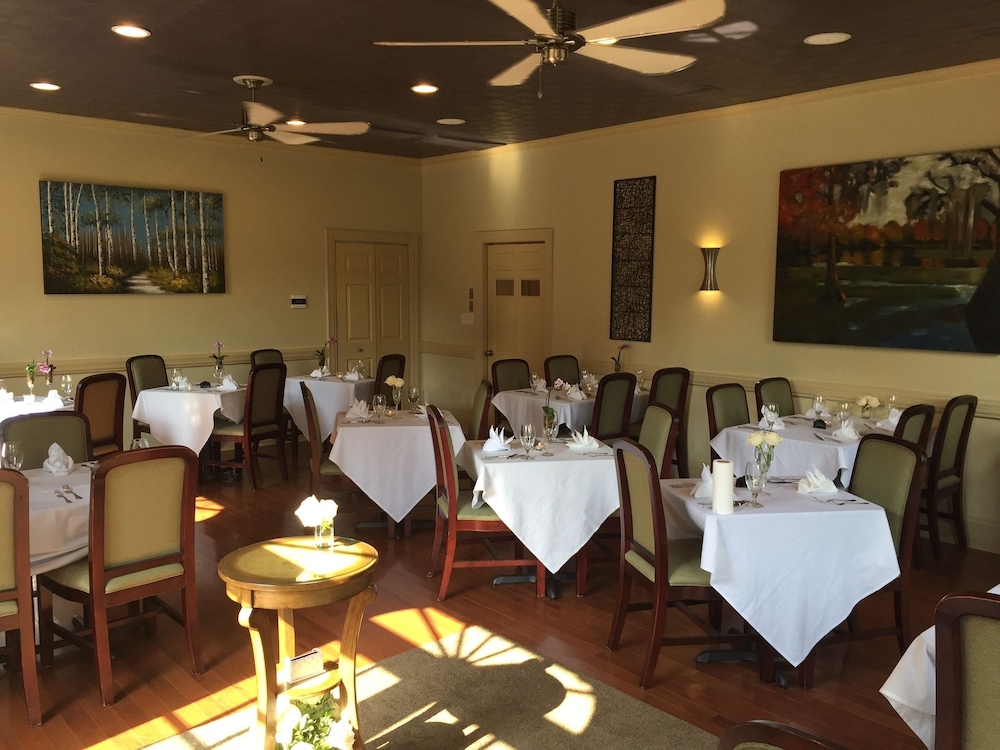Inner Banks Inn - photo 81
